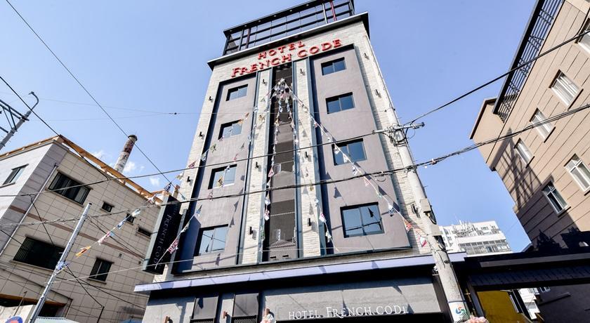 French Code Hotel ČČchangwon Exteriér fotografie