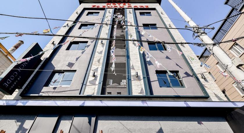French Code Hotel ČČchangwon Exteriér fotografie