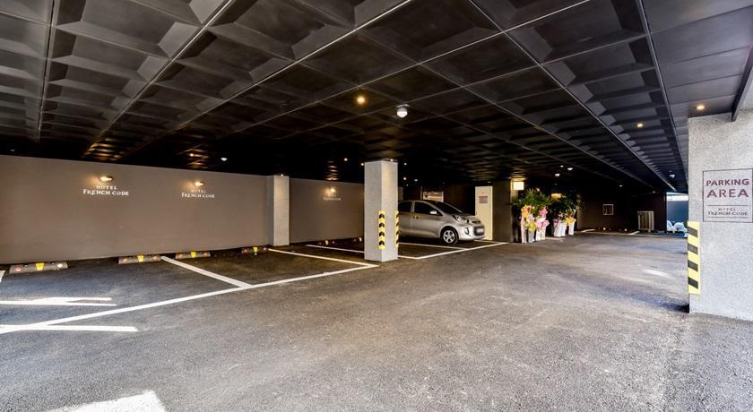 French Code Hotel ČČchangwon Exteriér fotografie