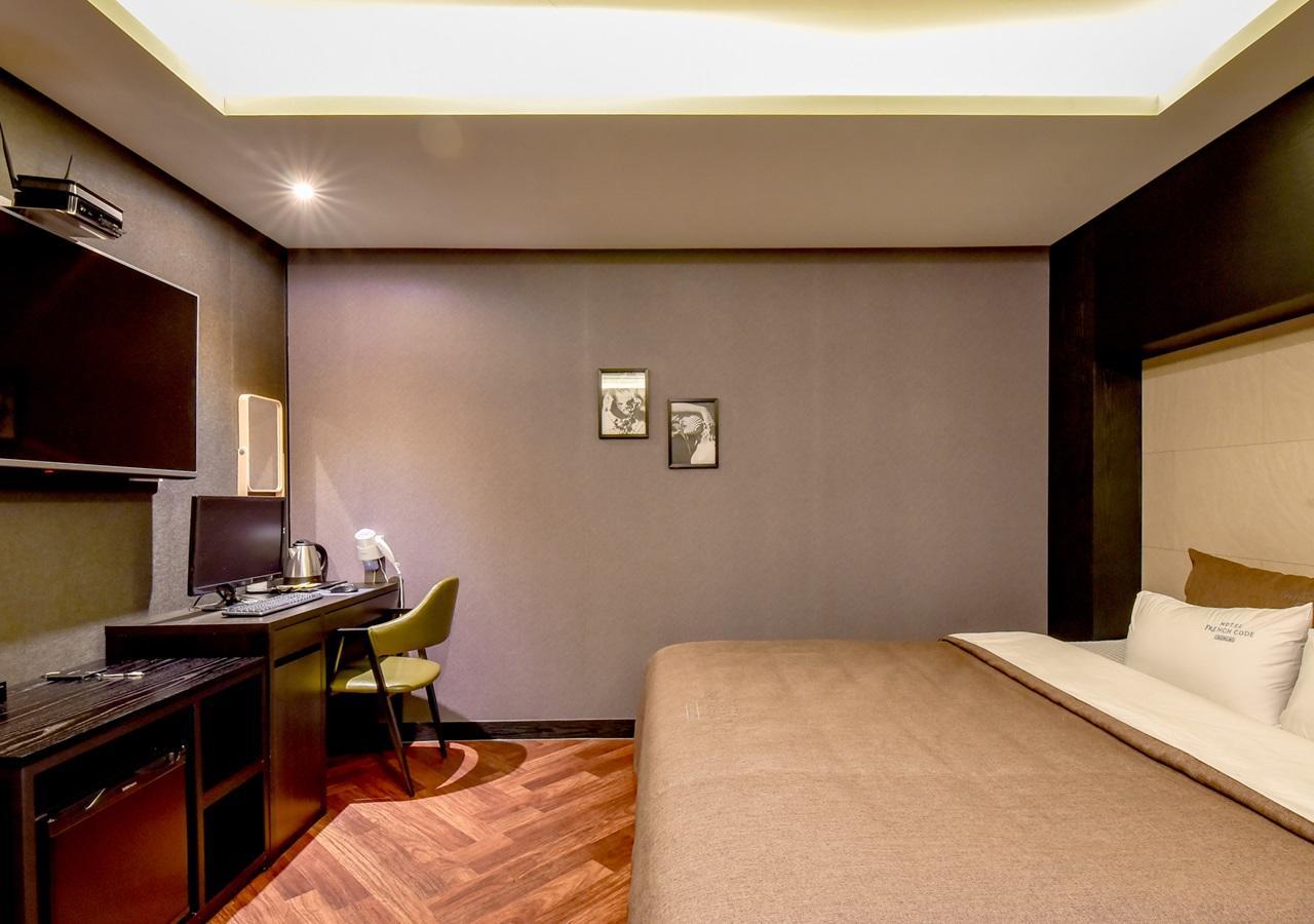 French Code Hotel ČČchangwon Exteriér fotografie