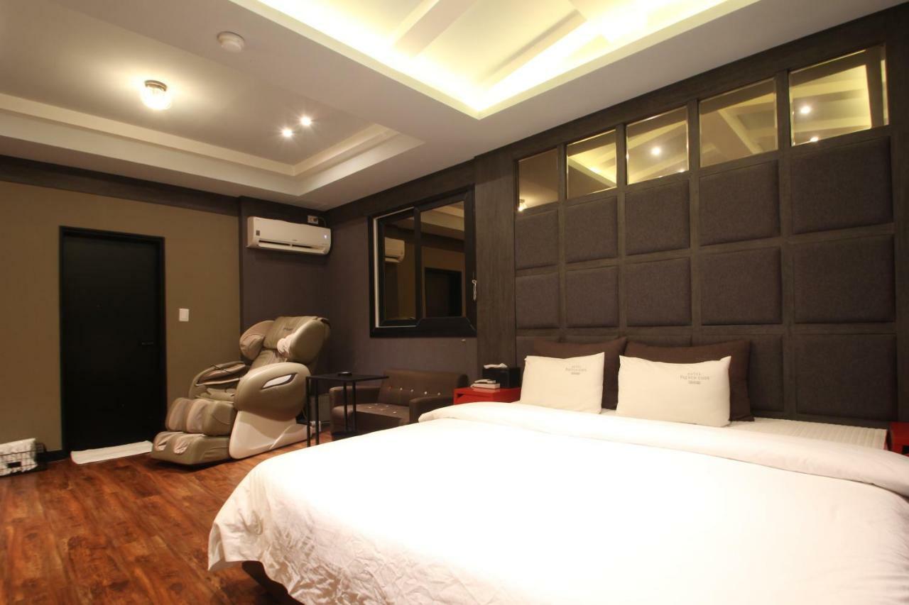 French Code Hotel ČČchangwon Exteriér fotografie